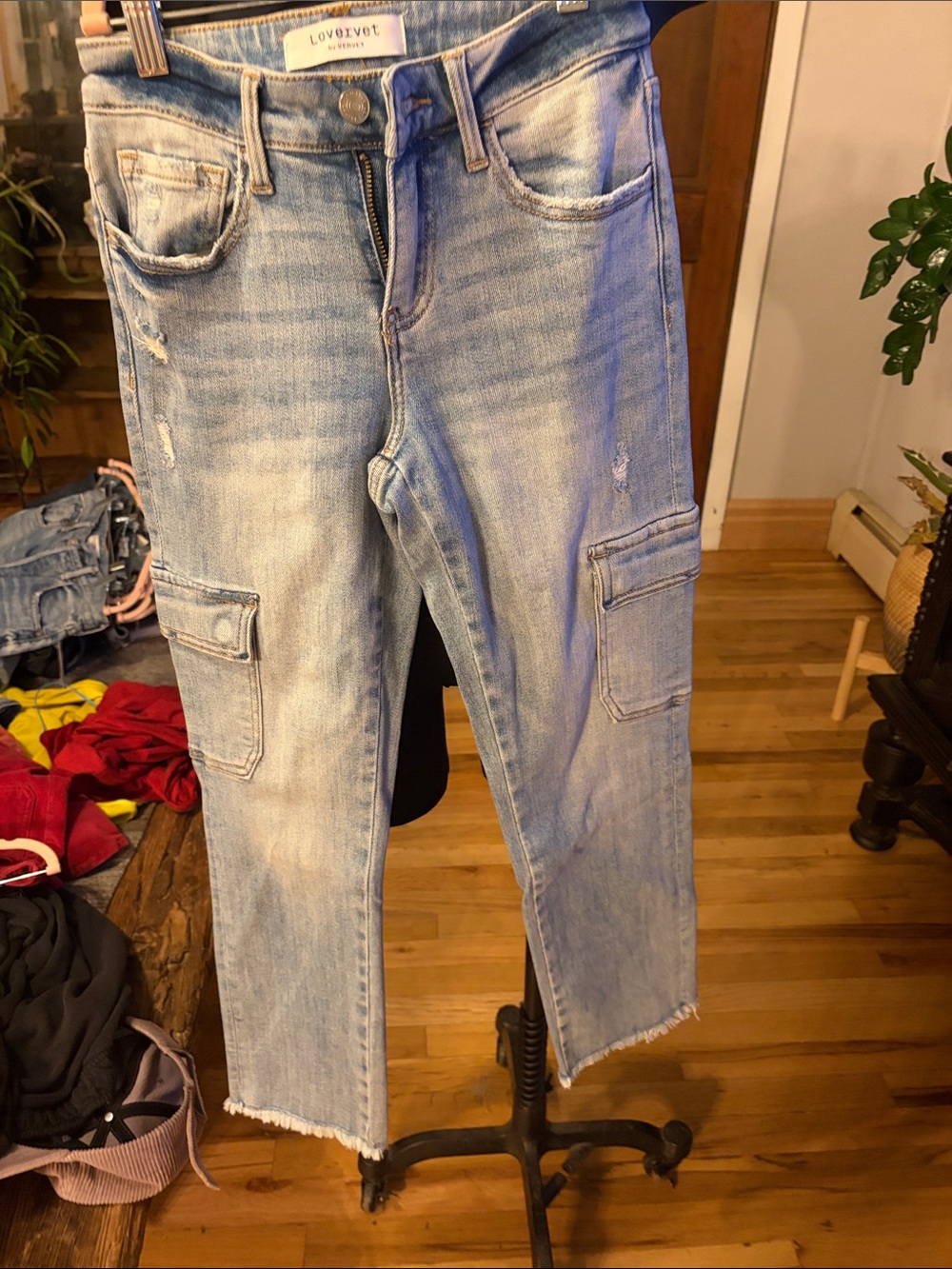 Vervet Lovervet Light Wash Cargo Crop Jeans